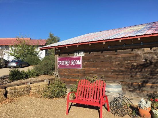 Volcan Mountain Winery